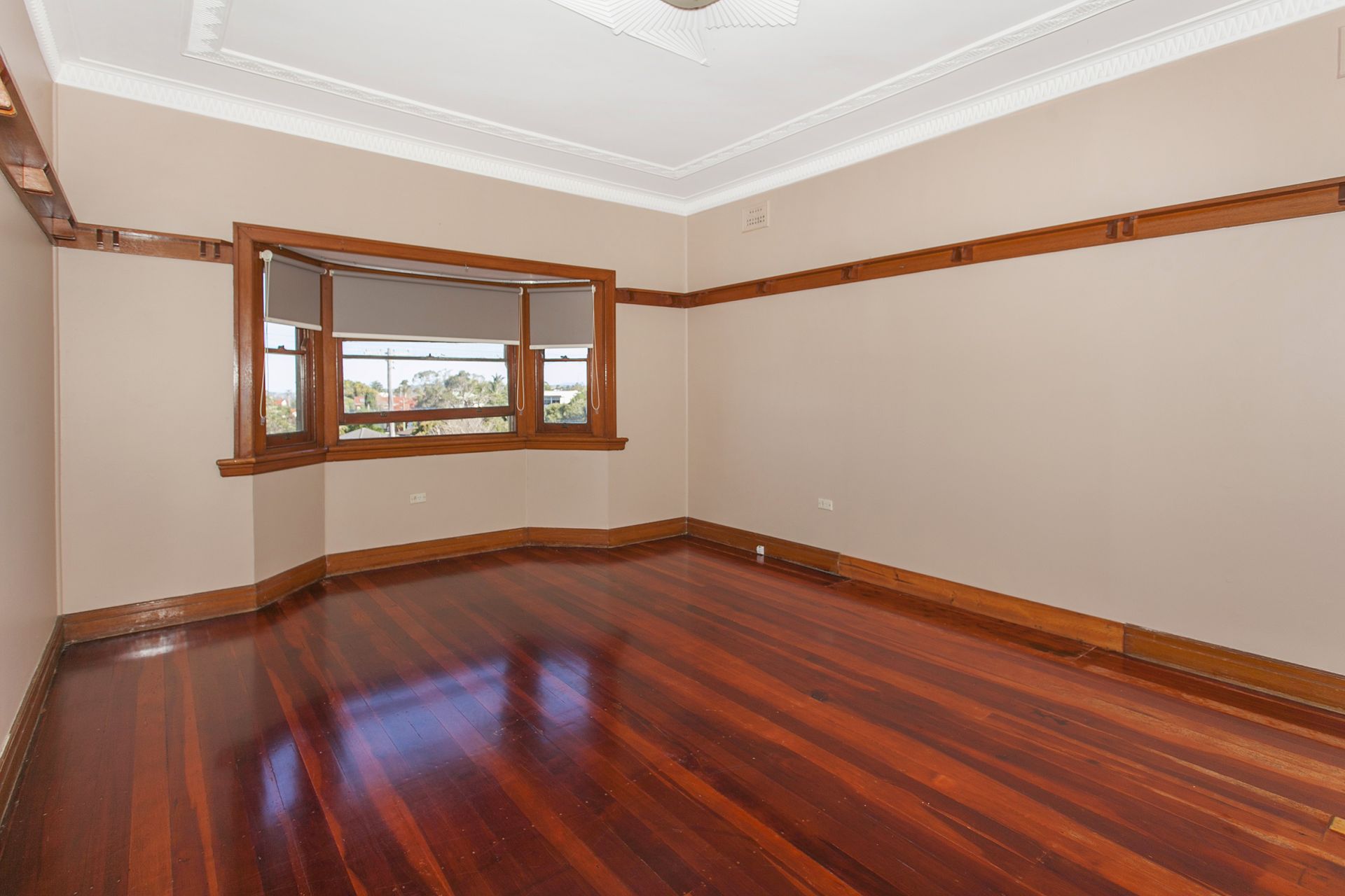 Real Estate For Lease 40 Spring Street Mount Keira , NSW