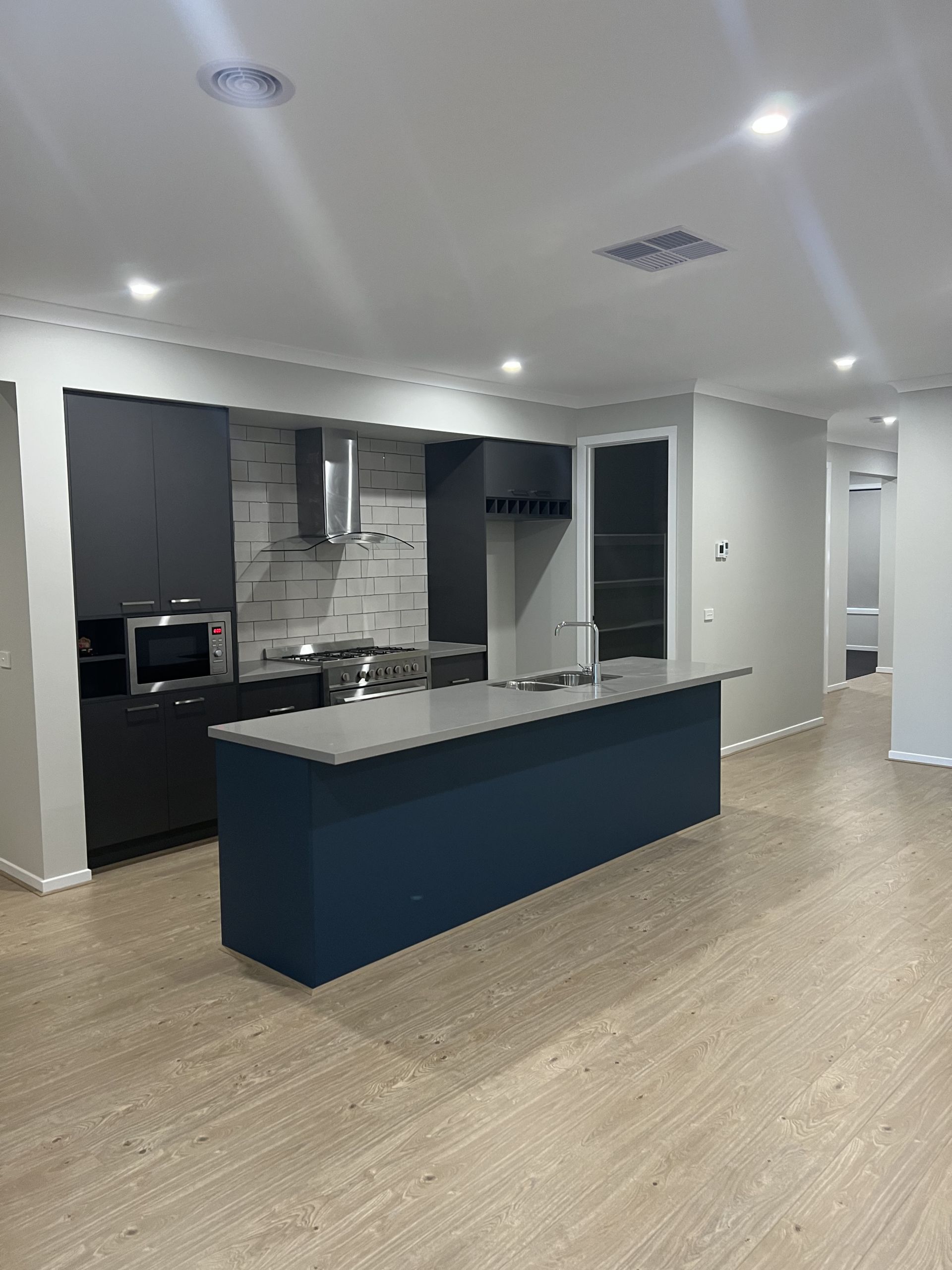 35 Hodgson Avenue, TARNEIT Sweeney Estate Agents