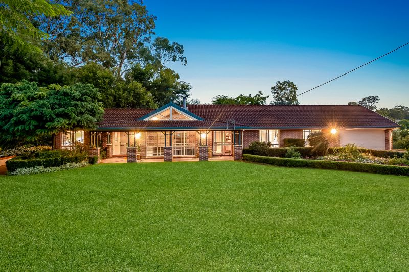 Real Estate For Sale 10 Willoughby Circuit Grasmere , NSW