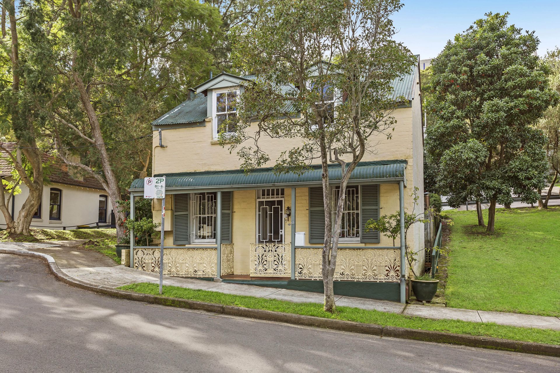 Real Estate For Sale 83 Bank Street McMahons Point , NSW