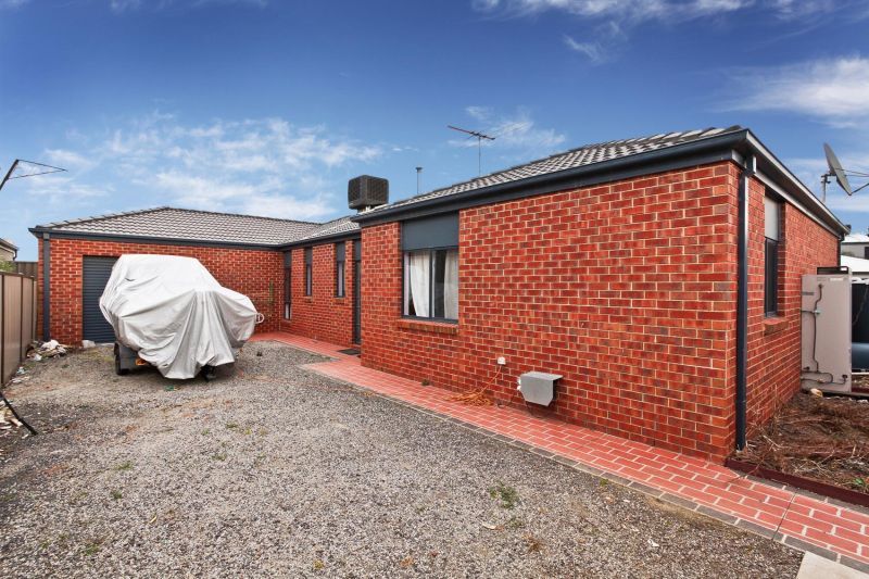 3 Appletree Grove, BURNSIDE HEIGHTS Sweeney Estate Agents