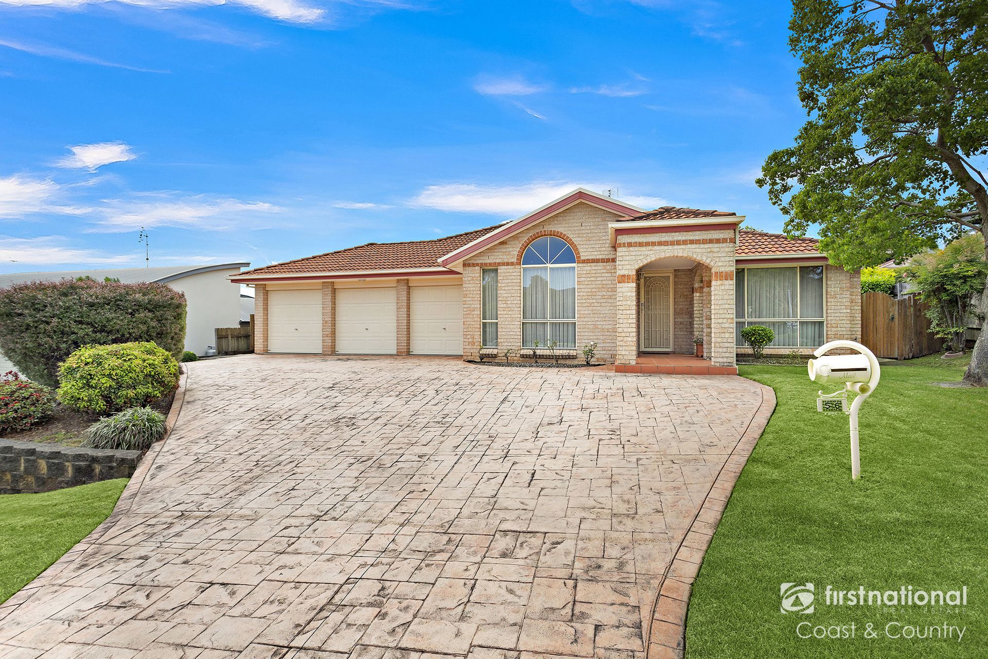 56 Avenue, Gerringong First National Coast & Country Real Estate