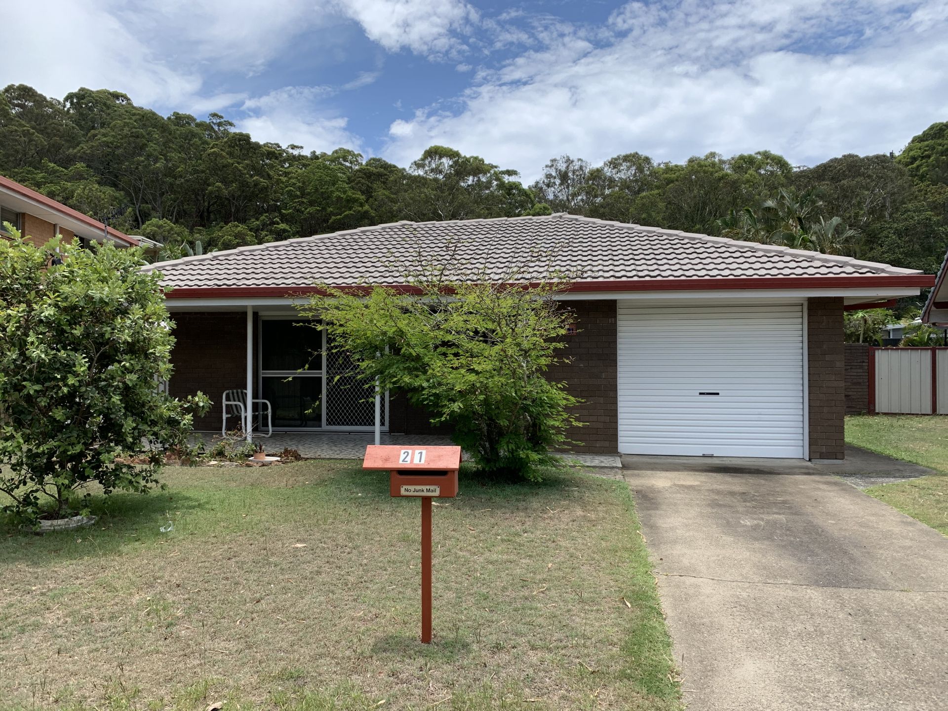 21 Tawarri Crescent, Burleigh Heads Lacey West