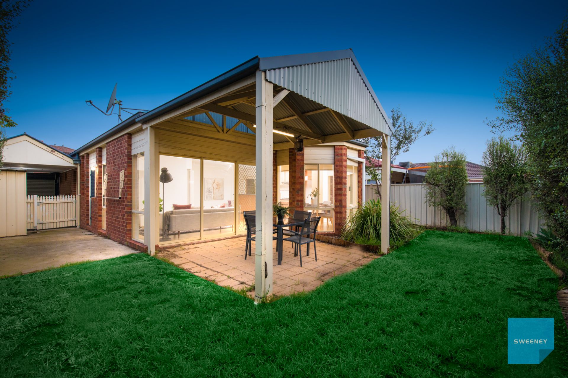 13 Smethwick Green, CAROLINE SPRINGS Sweeney Estate Agents