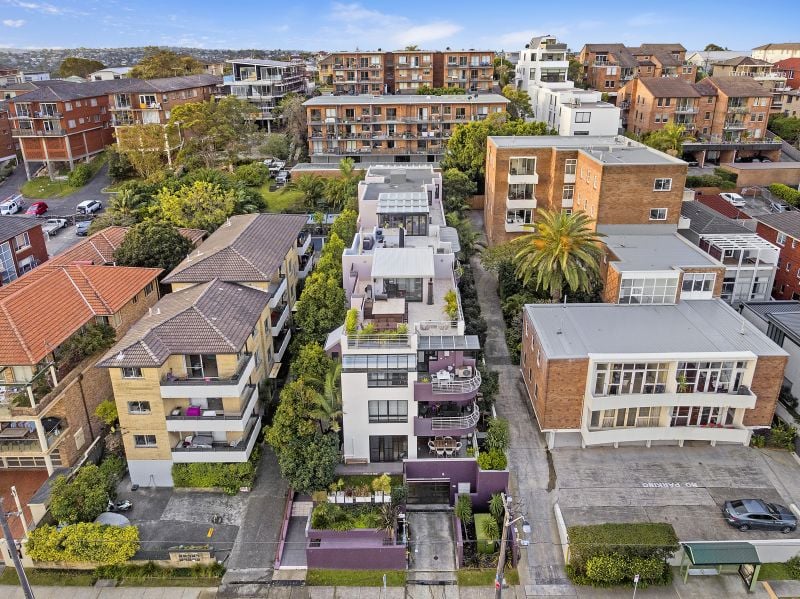 Real Estate For Sale 3/89 Queenscliff Road Queenscliff , NSW