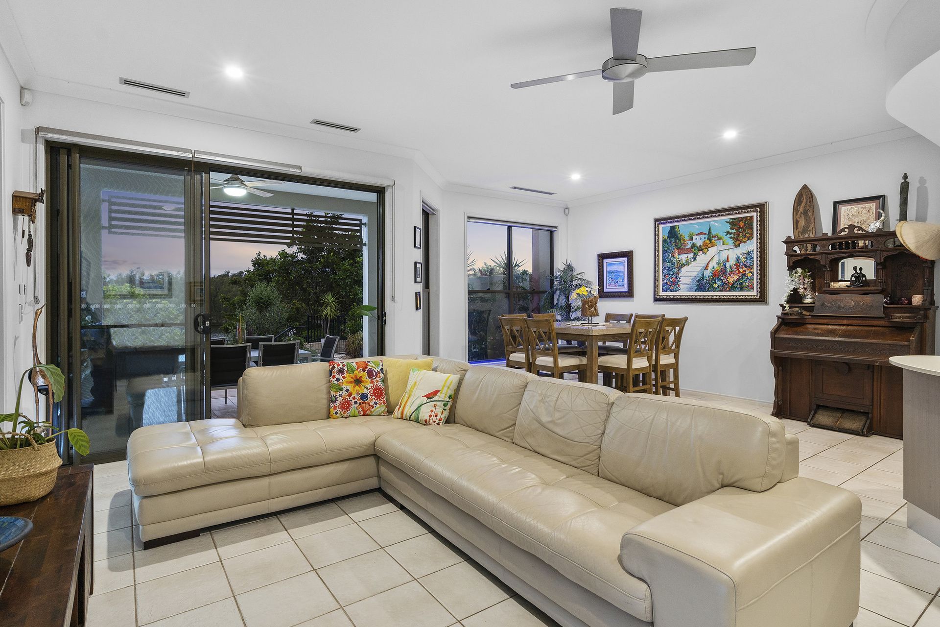 Real Estate For Sale 3051 Quay South Drive Carrara , QLD