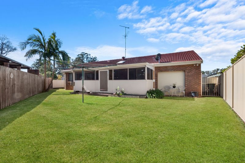 Real Estate For Sale 18 Crossley Avenue Mcgraths Hill , NSW