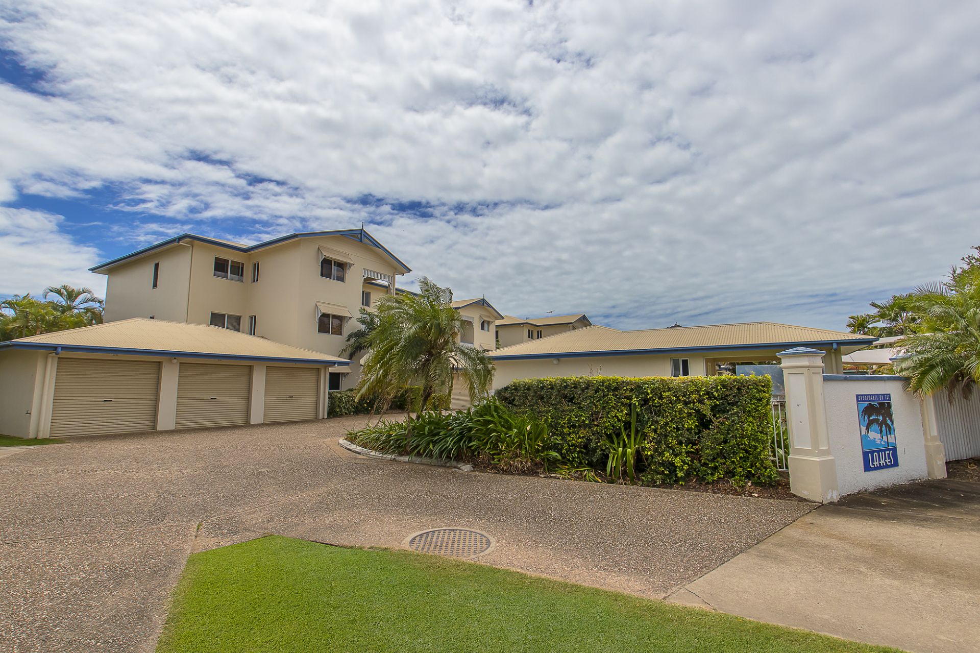 4/2428 Martinez Avenue, West End Harcourts Kingsberry Townsville