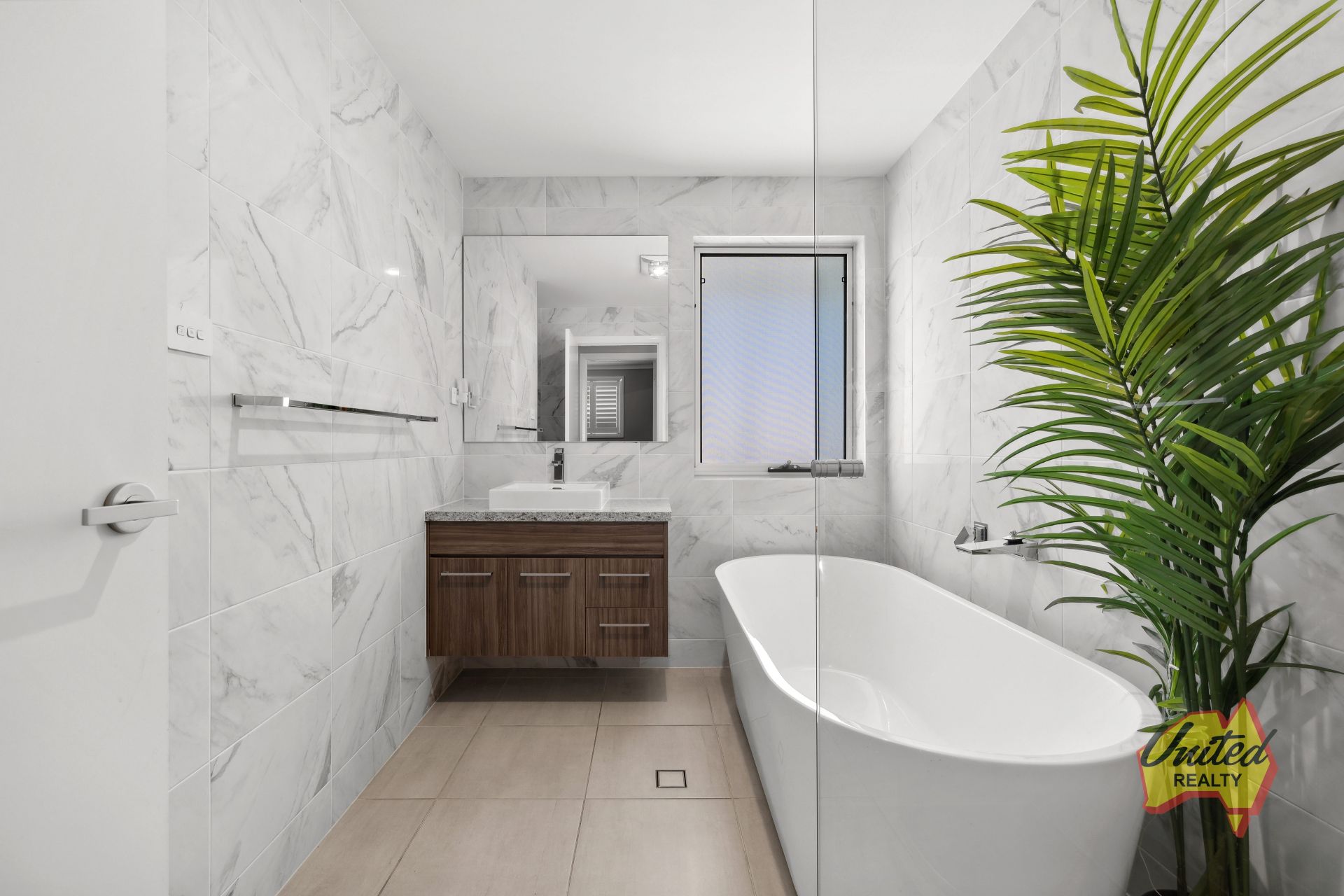 25 Weyman Road, Austral United Realty