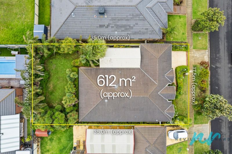 14 Mainsail Drive, St Leonards Neville Richards Real Estate