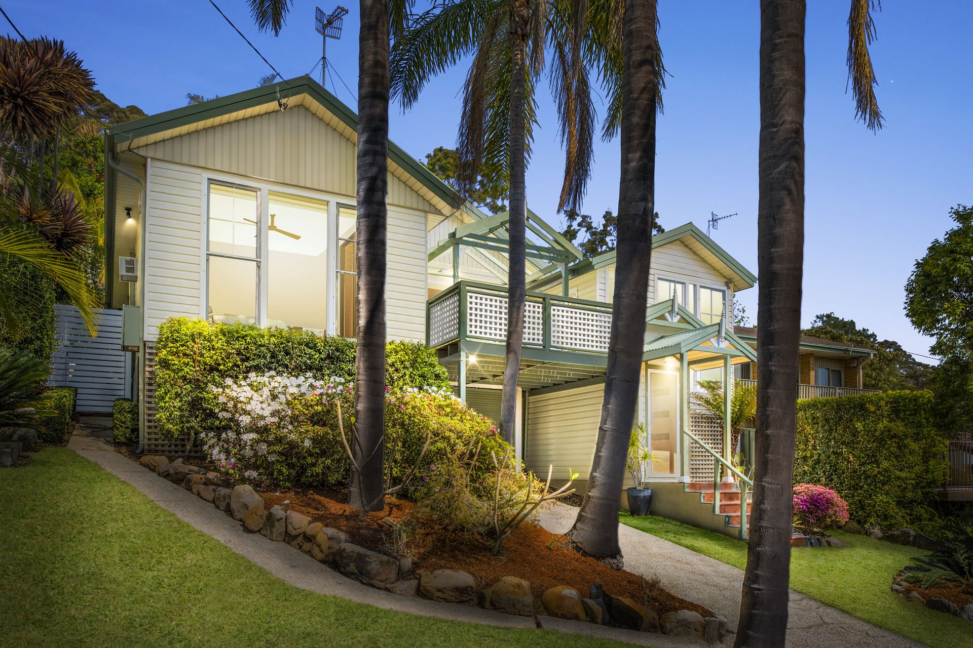 Real Estate For Sale 70 Warraba Road North Narrabeen , NSW