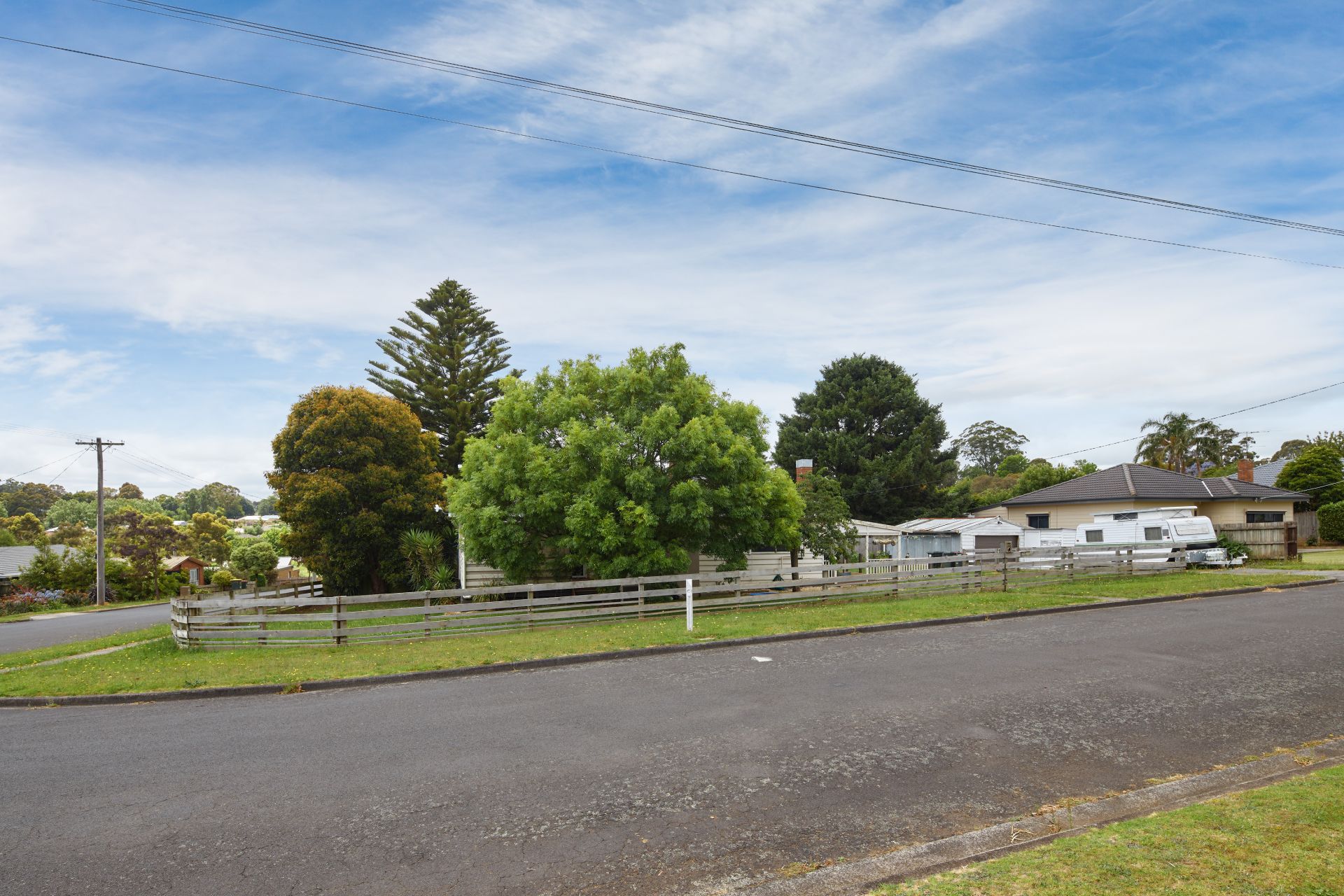 6 McClure Street, Drouin OBrien Real Estate