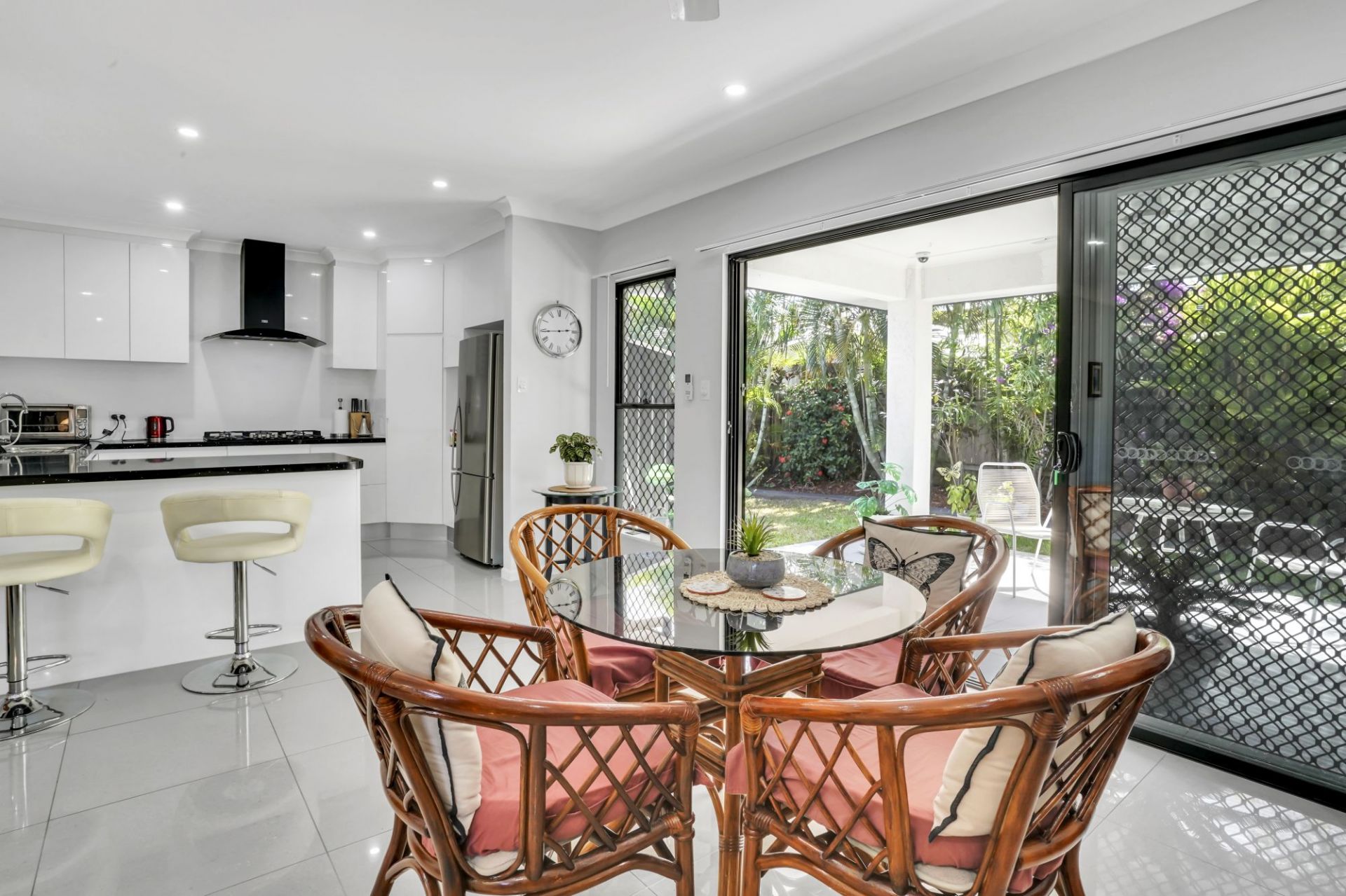 24 Arrowsmith Close, Smithfield OBrien Real Estate