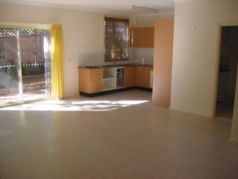 Real Estate For Lease 9/37 Redbank Place Northmead , NSW