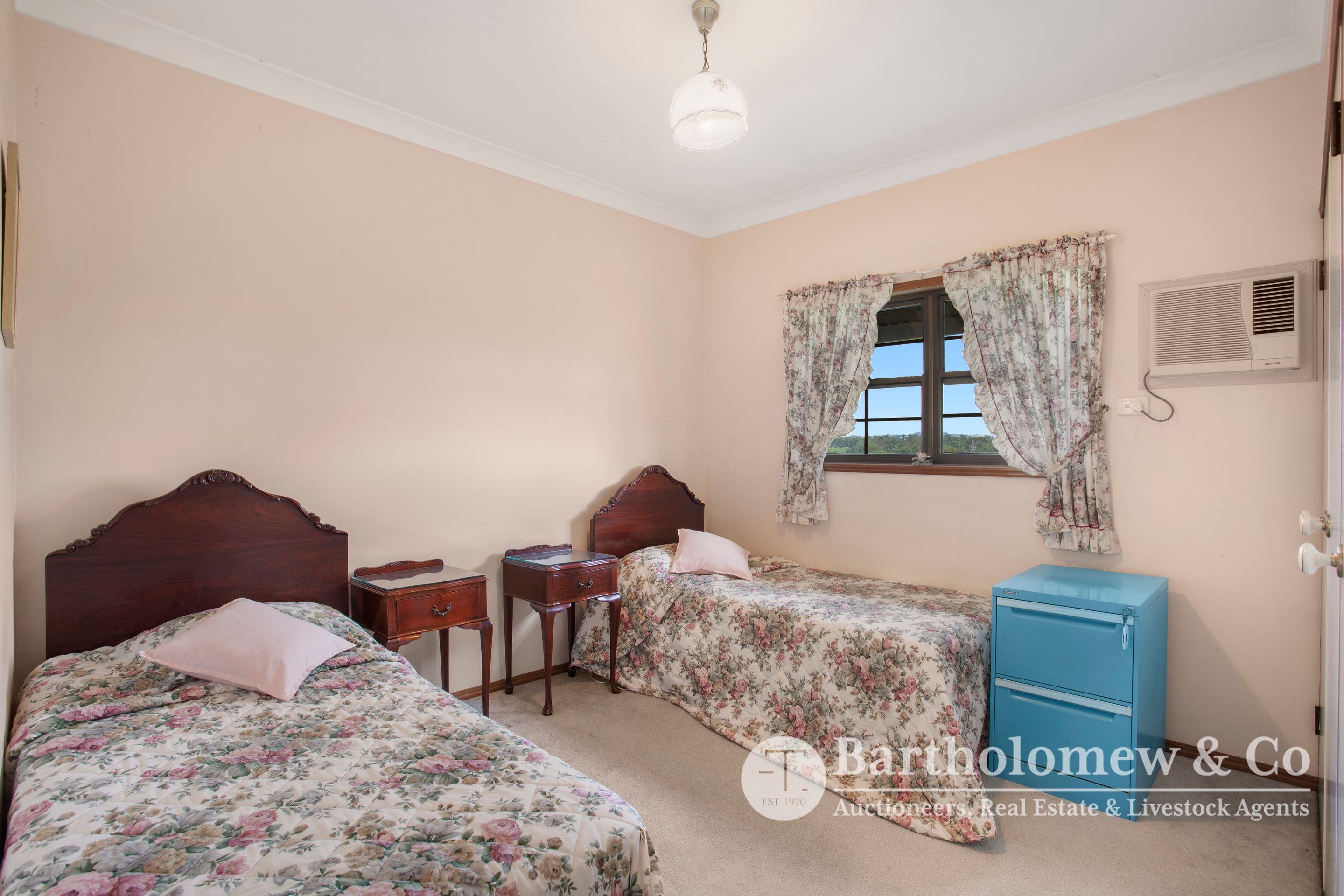 Real Estate For Sale 16 Milora Lane Milora , QLD