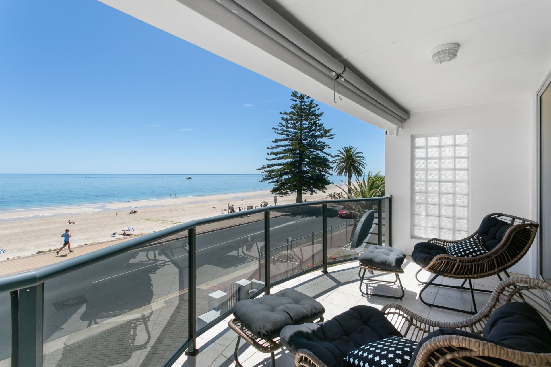 99 Esplanade, Hove McCammon Real Estate