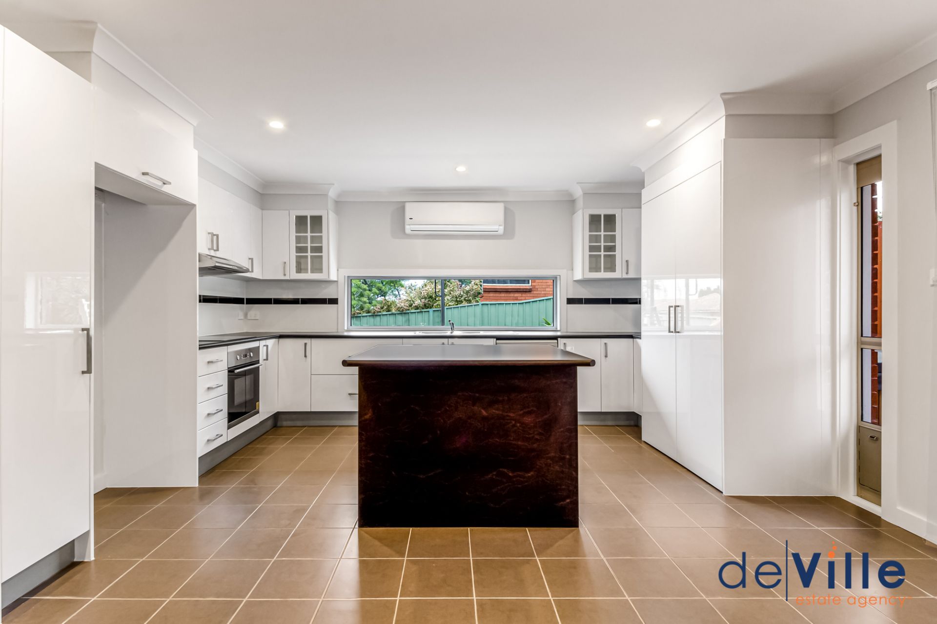 Seven Hills deVille Estate Agency