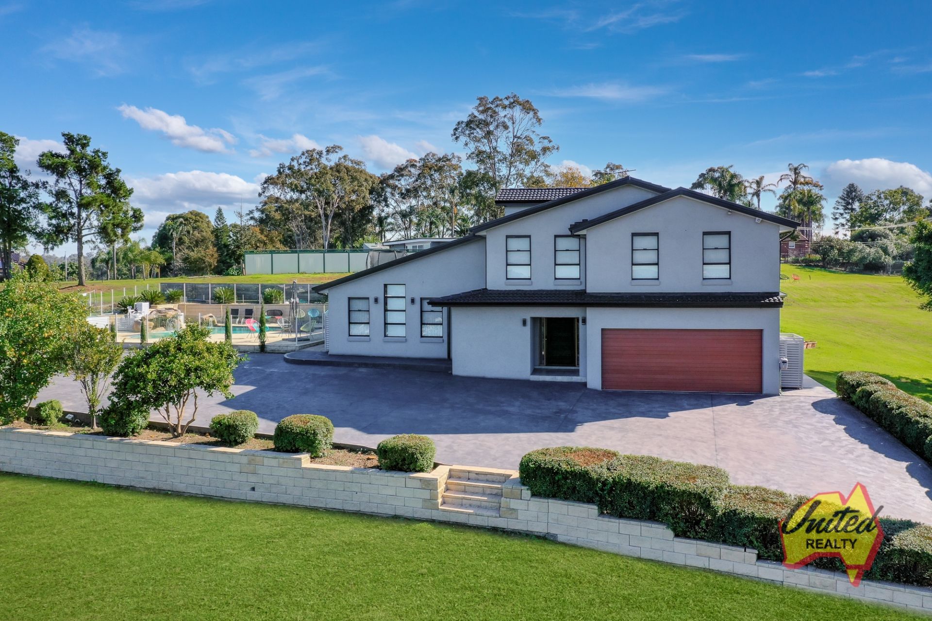 6 Gowan Place, Denham Court United Realty