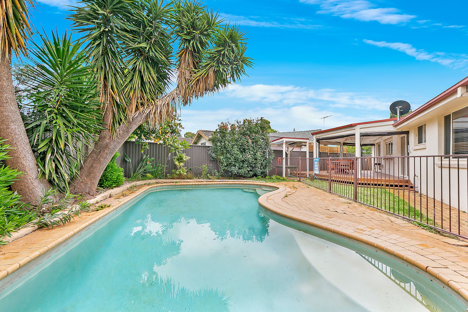 16 Lodge Avenue, Old Toongabbie Award Group Real Estate