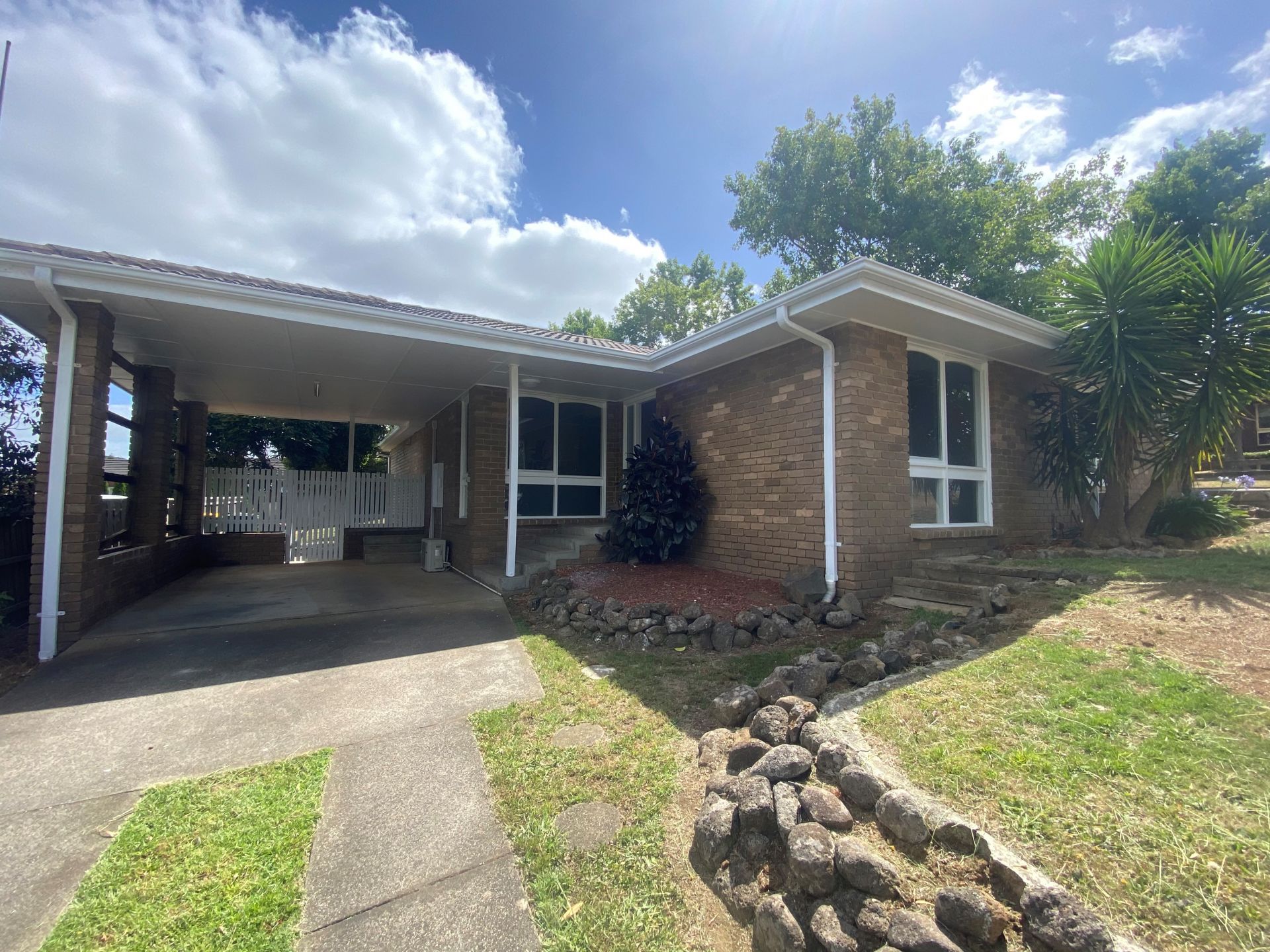 6 Hillandale Road, Warragul OBrien Real Estate