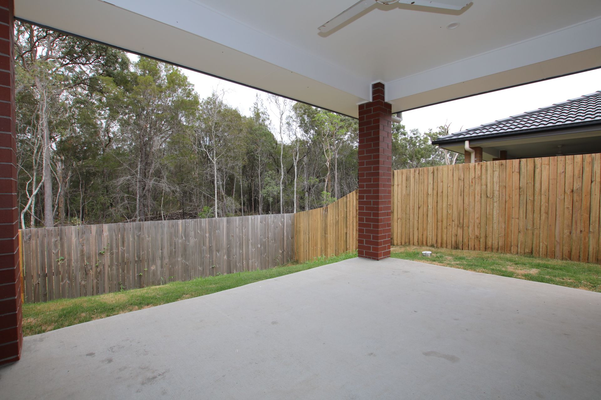 Real Estate For Lease 2/23 Ryrie Court Park Ridge , QLD