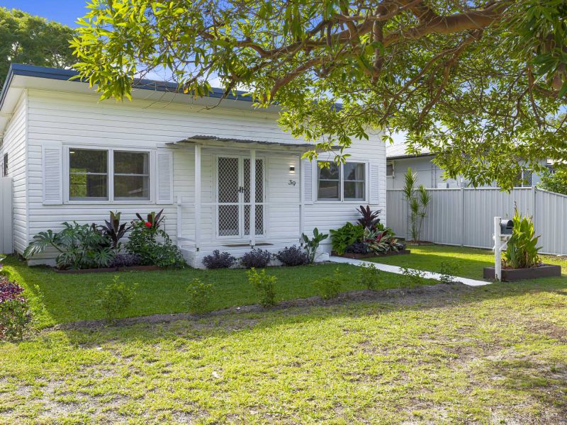 Real Estate For Sale 39 Terry Avenue Woy Woy , NSW