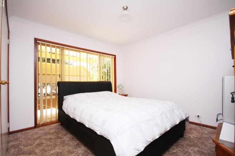 1/21 Elm Way, Jerrabomberra Ian McNamee & Partners Pty Ltd