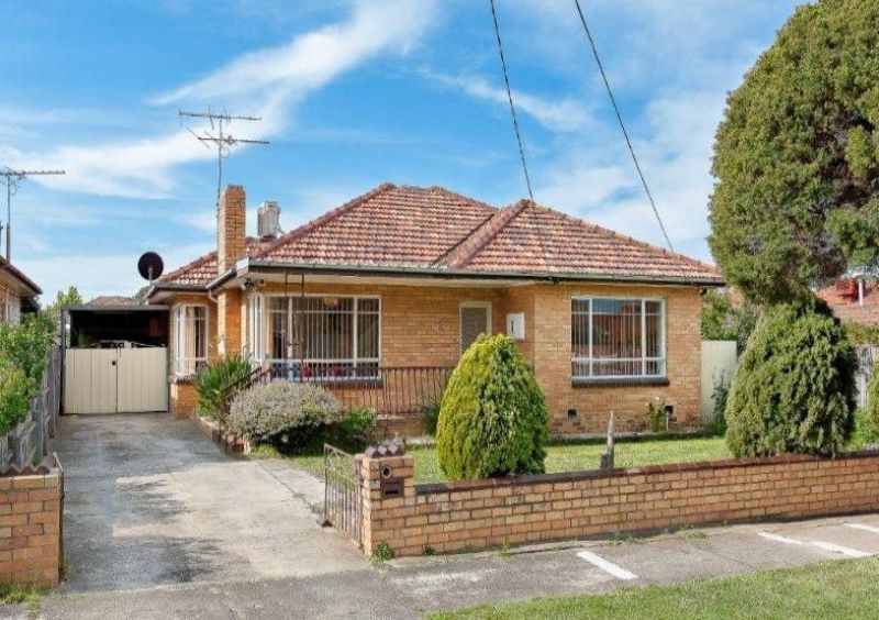 2 Street, Fawkner OBrien Real Estate