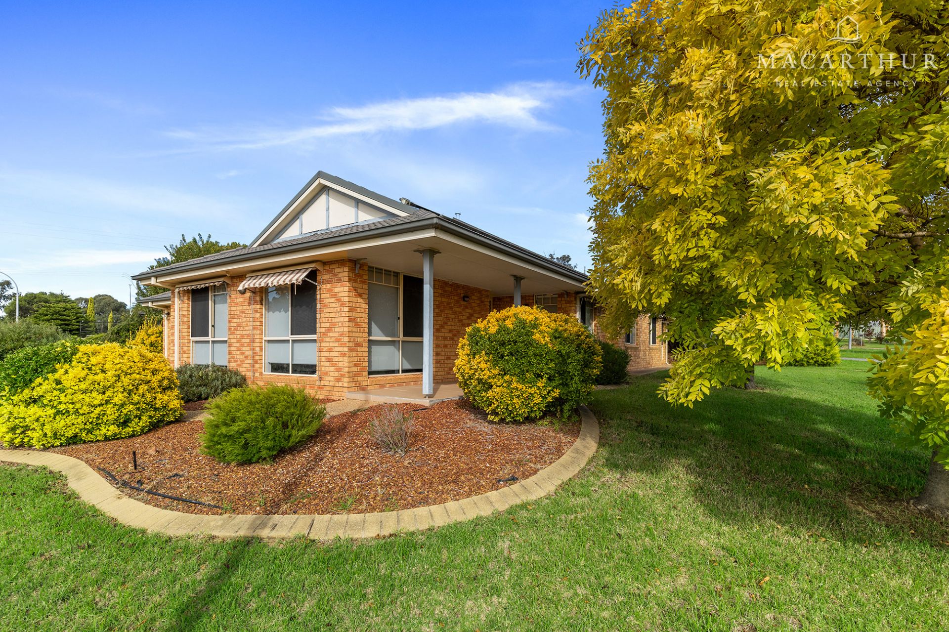 4 Mangrove Crescent, Forest Hill Macarthur Real Estate Agency