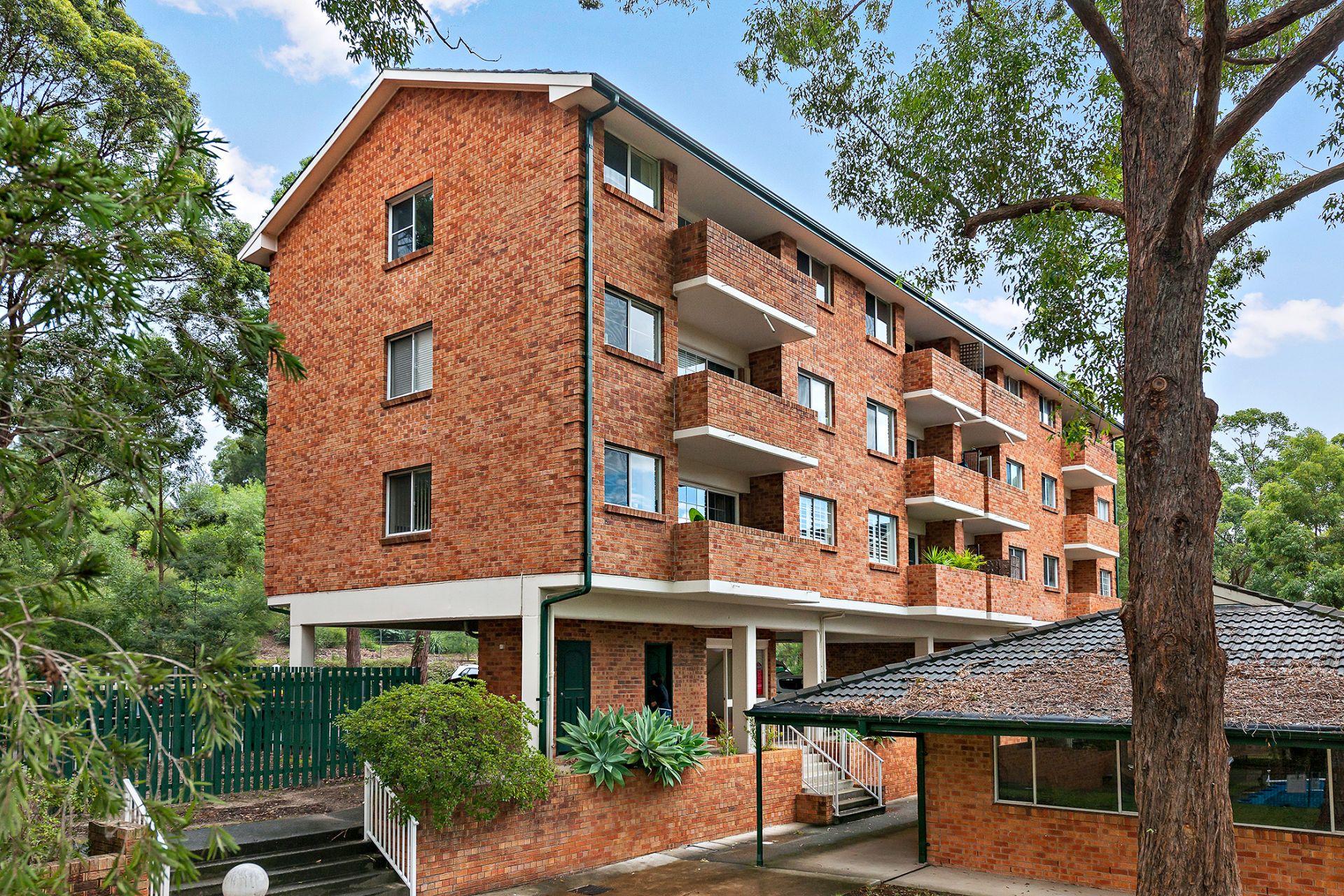 Real Estate For Sale 17/2 Leisure Close Macquarie Park , NSW
