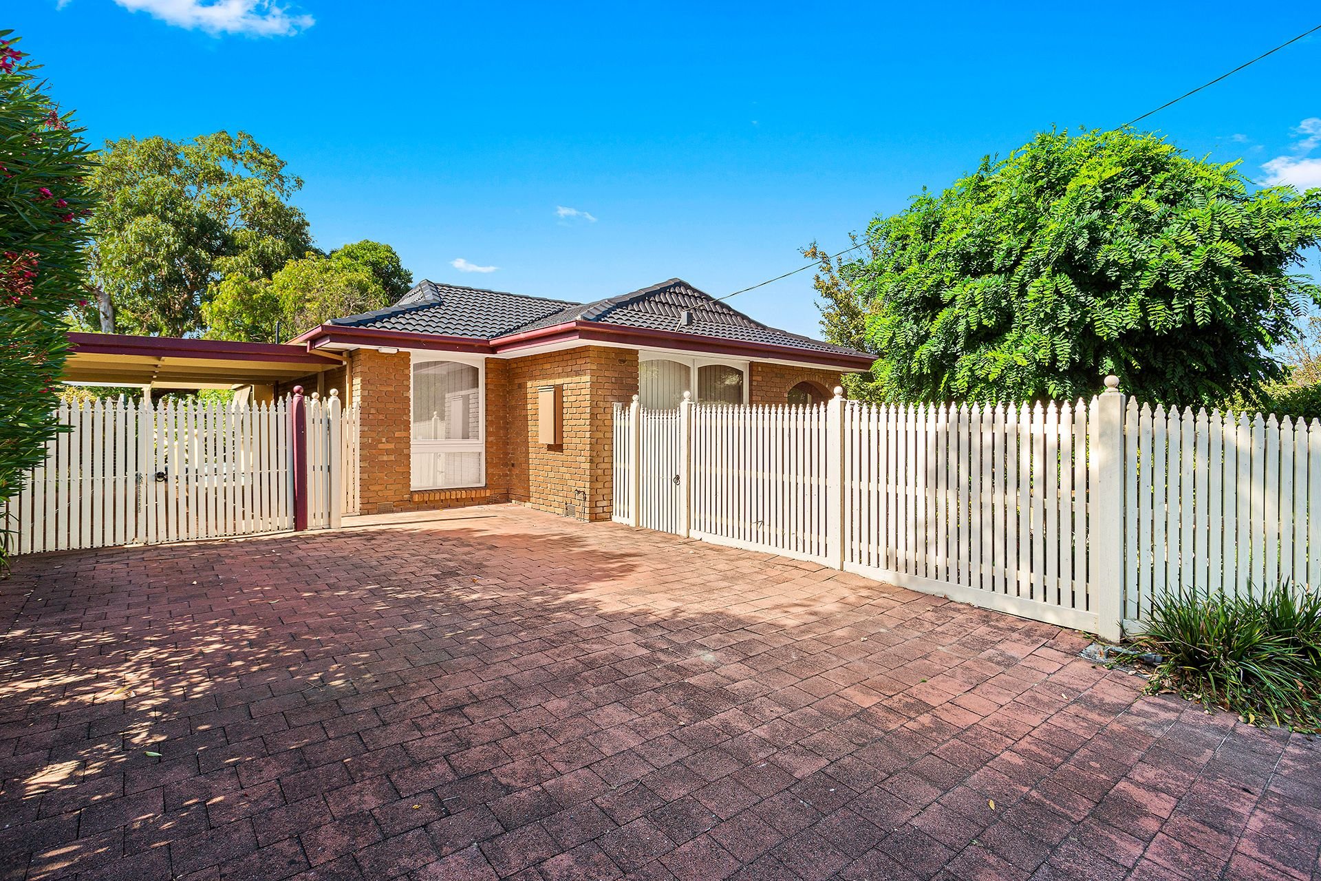 16 Bruce Drive, Somerville OBrien Real Estate