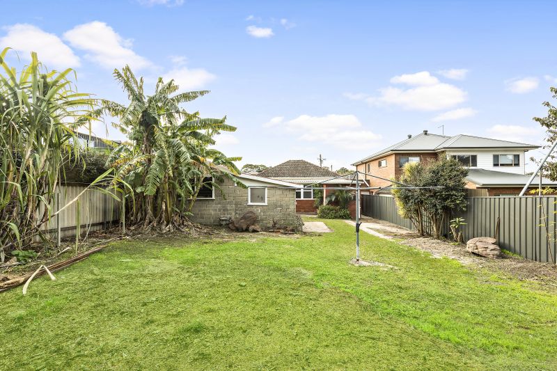 Real Estate For Sale 19 Empire Avenue Blakehurst , NSW