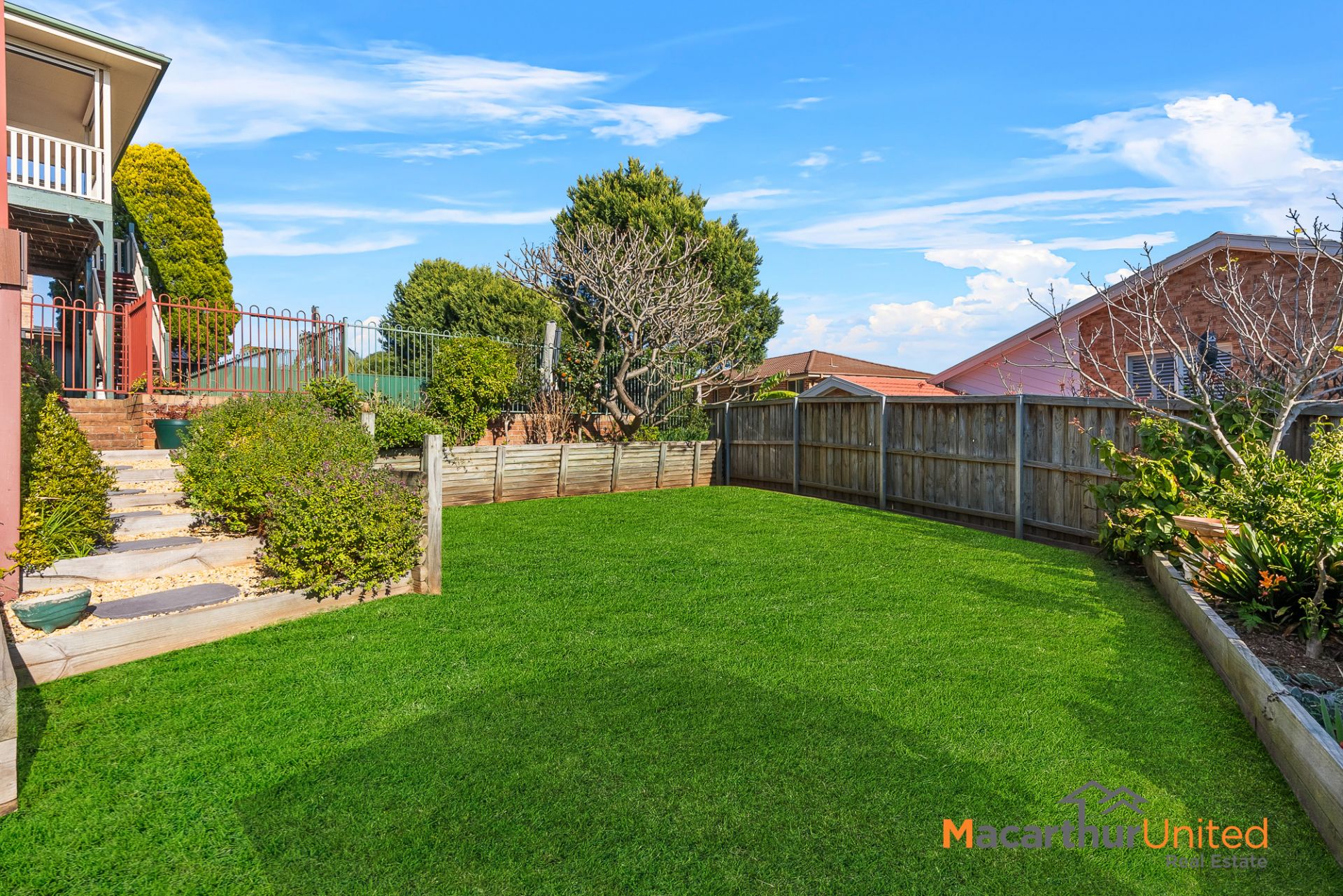 19 Abington Crescent, GLEN ALPINE Macarthur United Realty