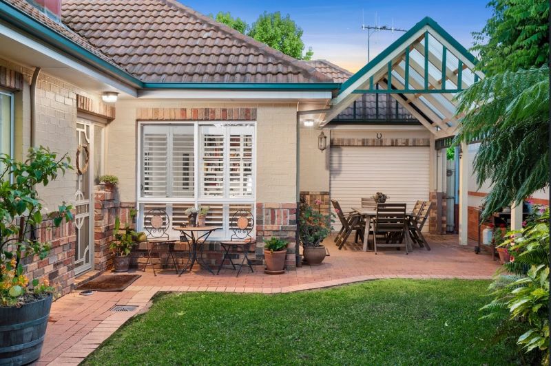 9 Rosewood Glen, Jerrabomberra Ian McNamee & Partners Pty Ltd