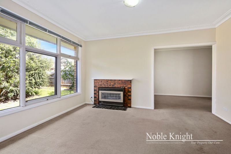 6 Clyde Street, LILYDALE Noble Knight