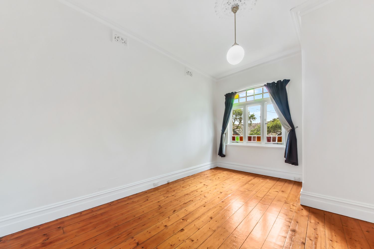 Real Estate For Lease 52 Northumberland Avenue Stanmore , NSW