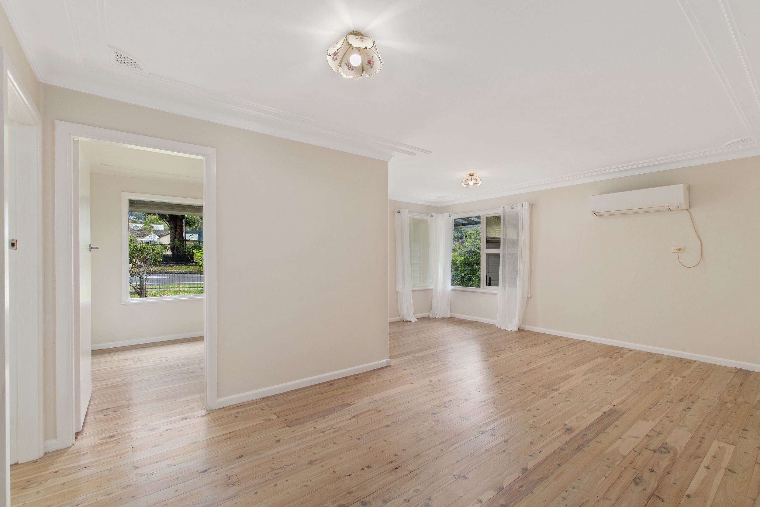 Real Estate For Lease 234 Brisbane Water Drive Point Clare , NSW