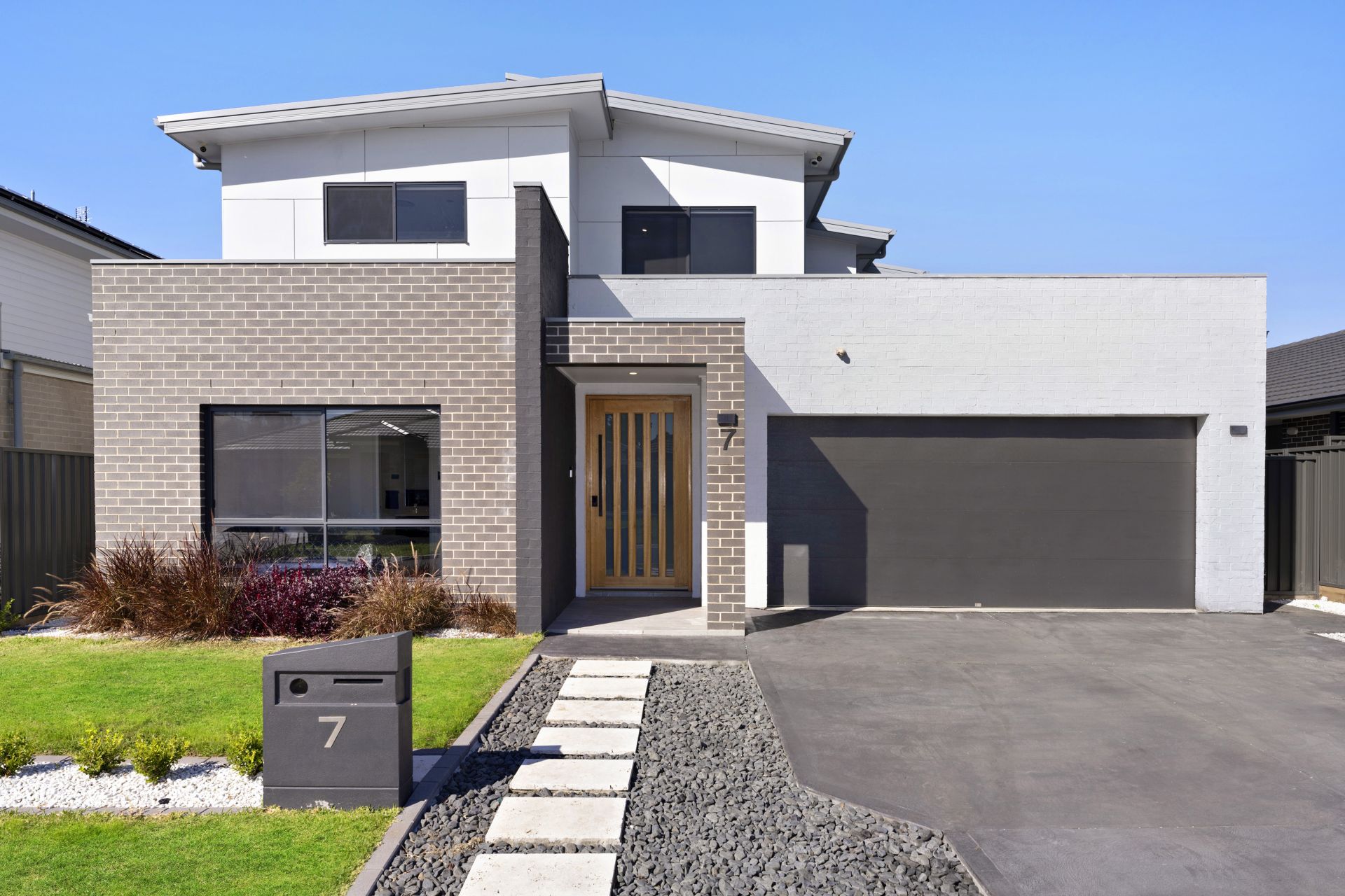 Real Estate For Sale 7 Abidi Street Spring Farm , NSW