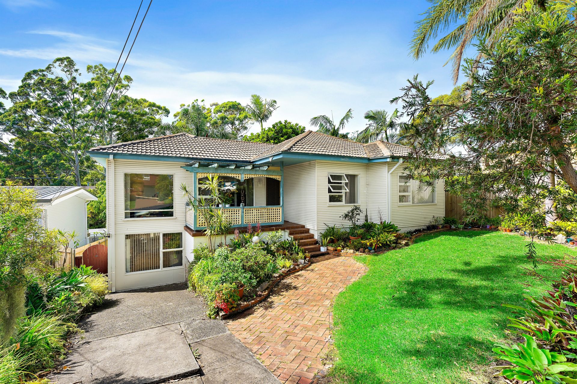 Real Estate For Sale 135 Owen Stanley Avenue Allambie Heights , NSW