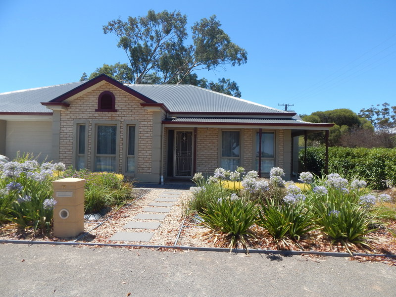 Real Estate For Lease 70 High Street Kapunda , SA