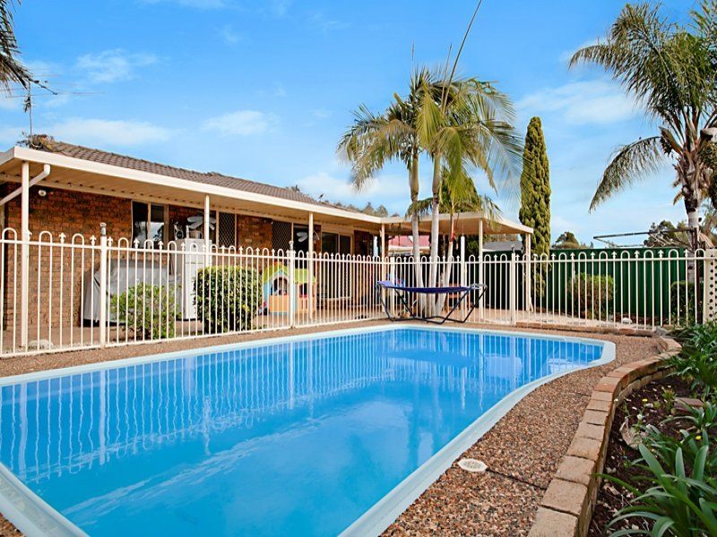 Real Estate For Sale 15 Manchester Way Currans Hill , NSW