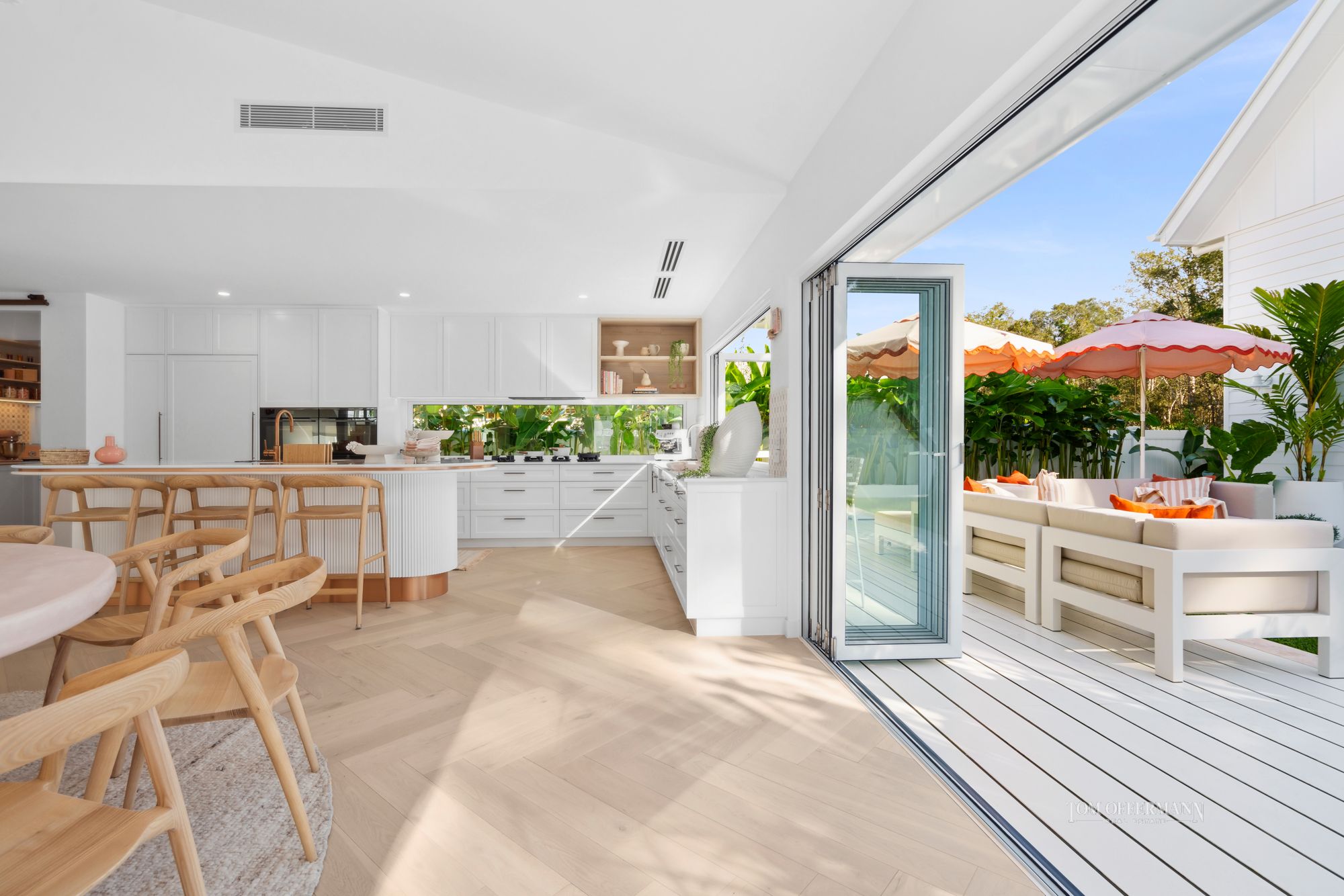 Real Estate For Sale 65 Lake Weyba Drive Noosaville , QLD