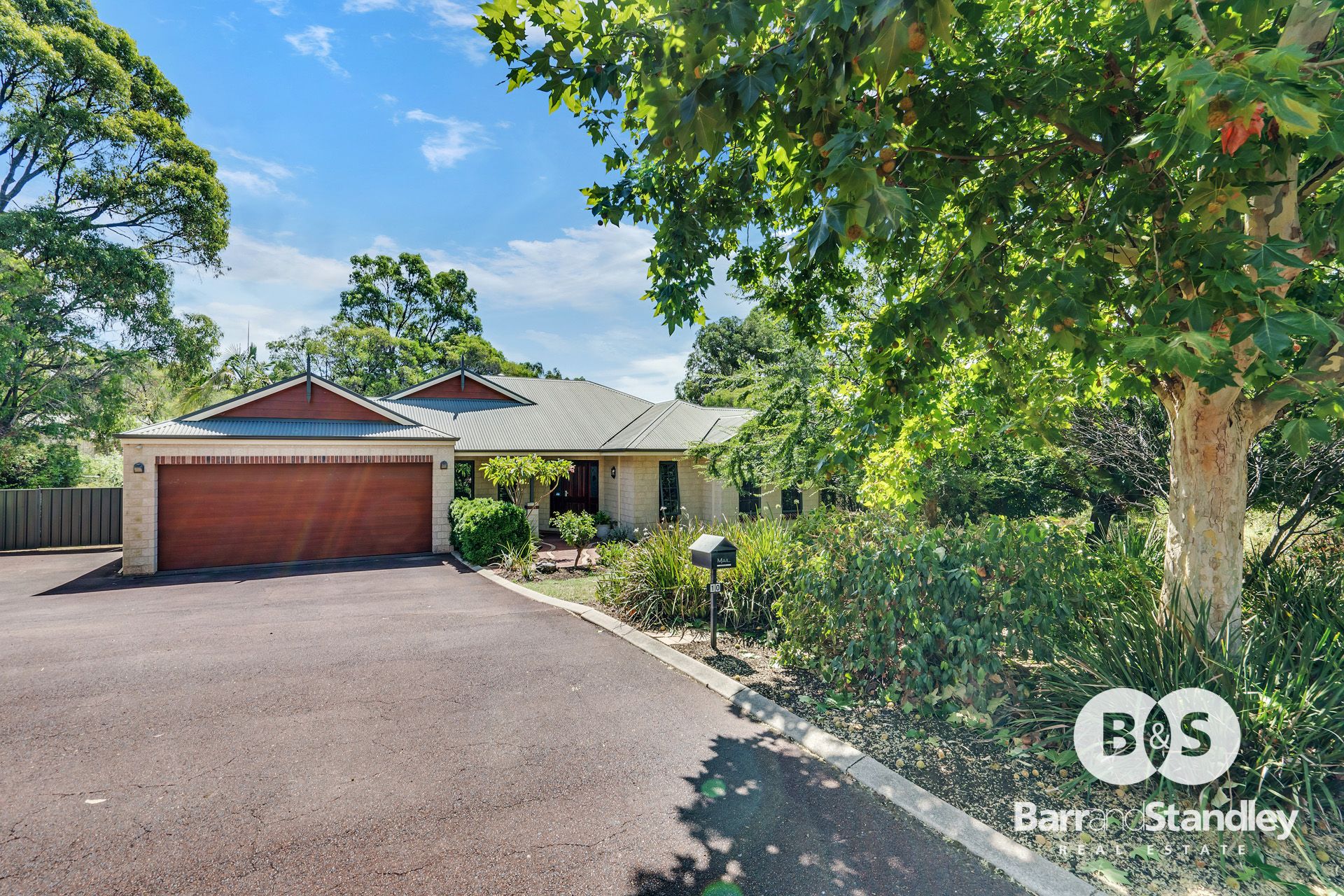 10 Quonday Way, DALYELLUP Barr and Standley Real Estate