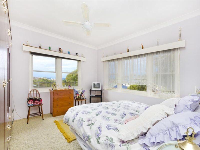 First National Dee Why