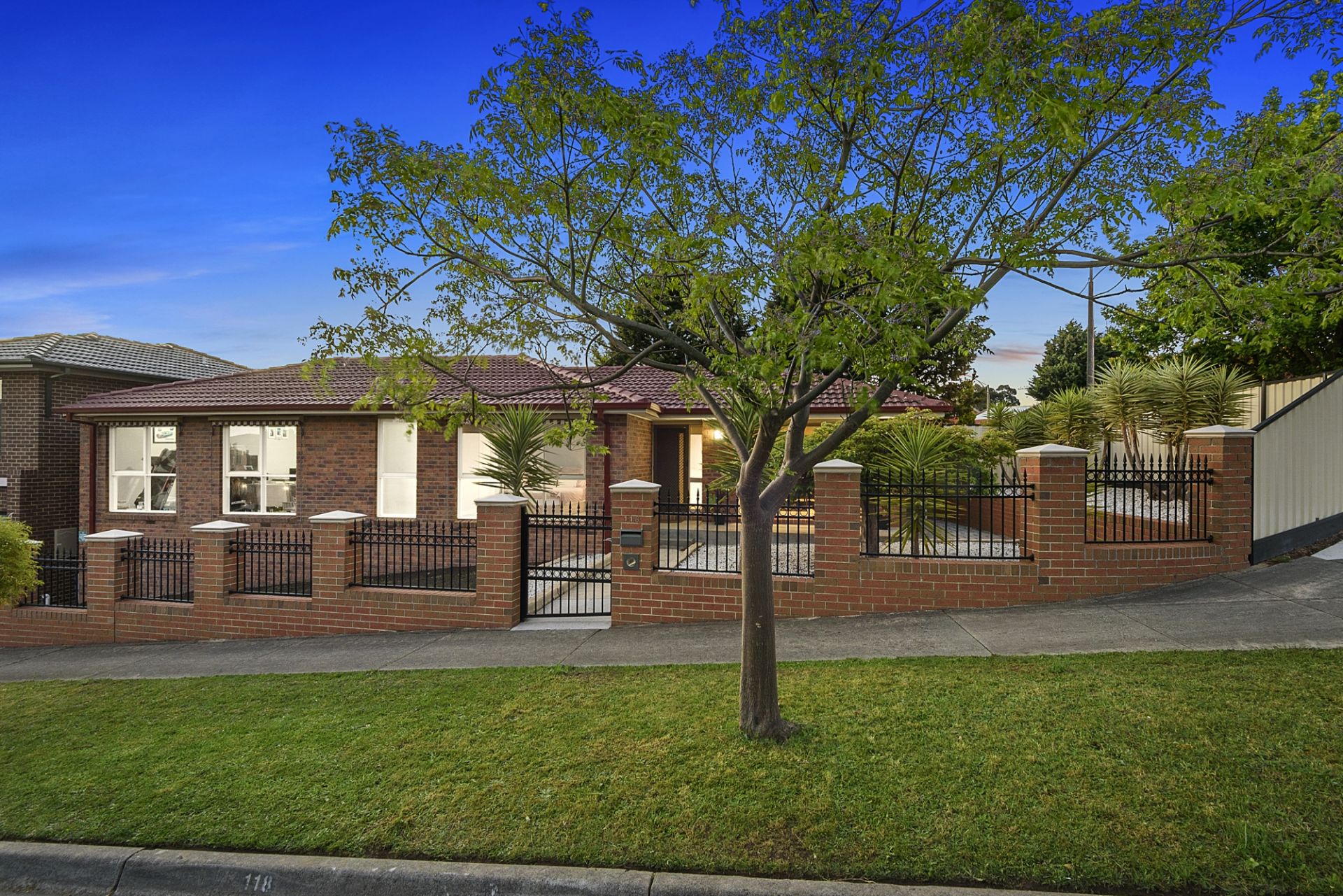 118 Gleneagles Drive, Endeavour Hills OBrien Real Estate