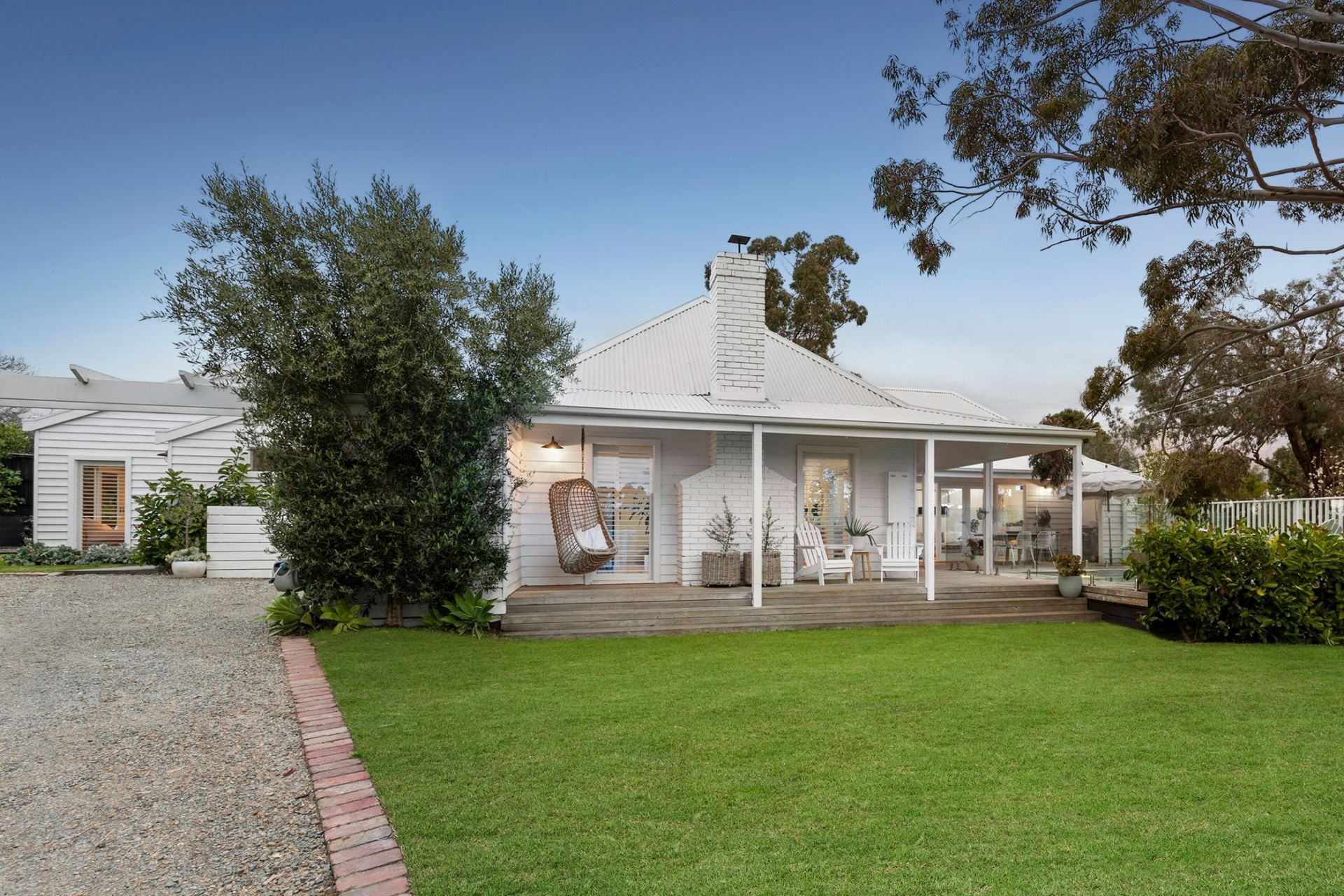 2 Lisa Court, MOUNT ELIZA McEwing & Partners