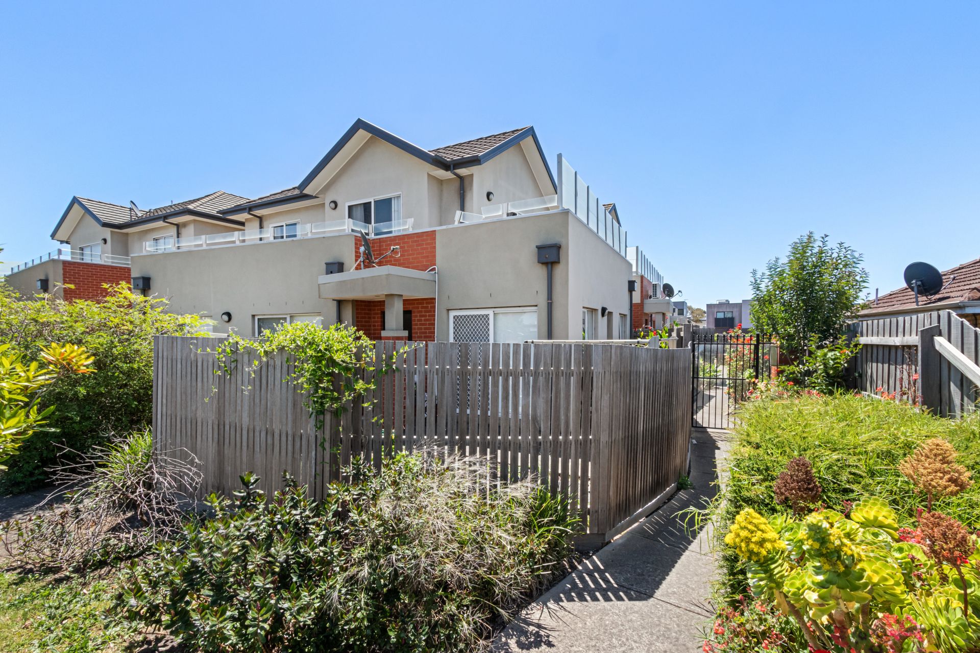 Real Estate For Sale 8/827 Plenty Road Reservoir , VIC