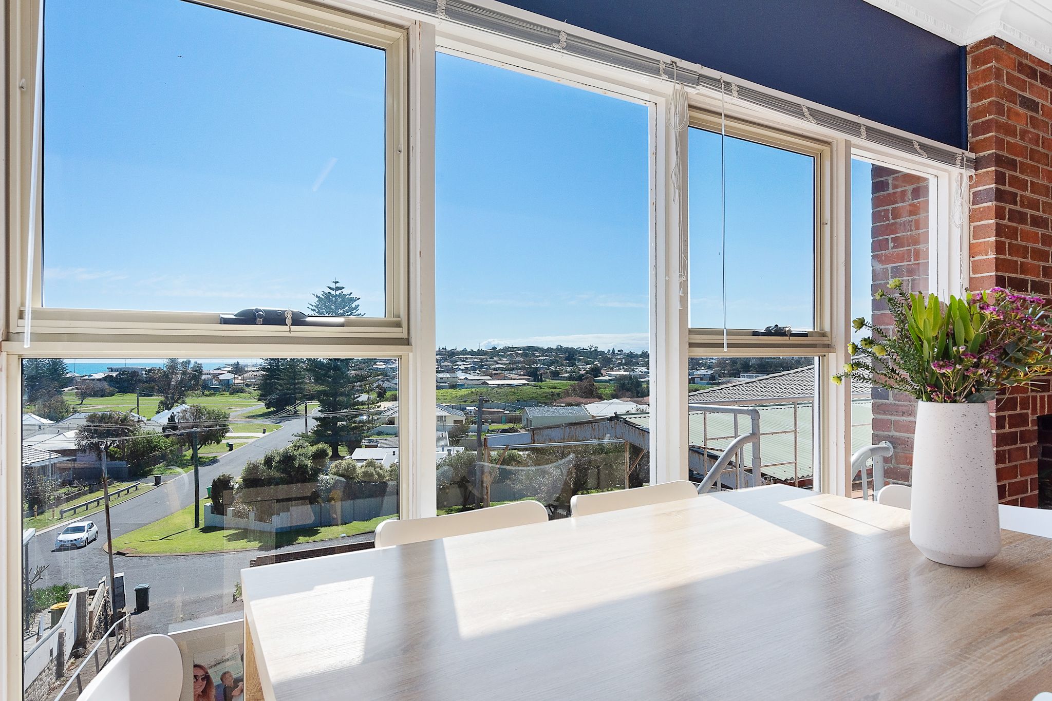 Real Estate For Sale 17 Hoylake Avenue South Bunbury , WA