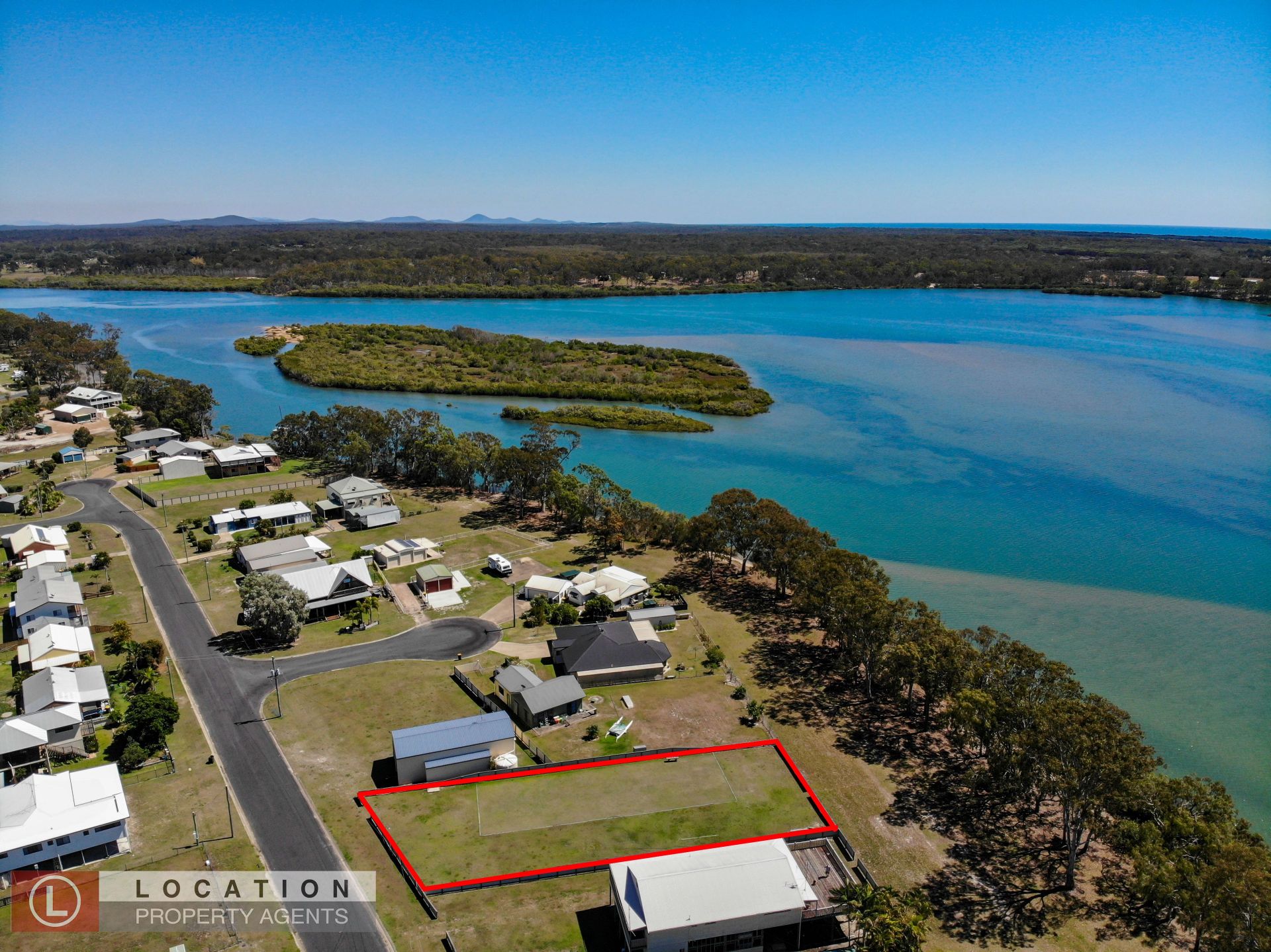 23 Island View Drive, Winfield Location Property Agents