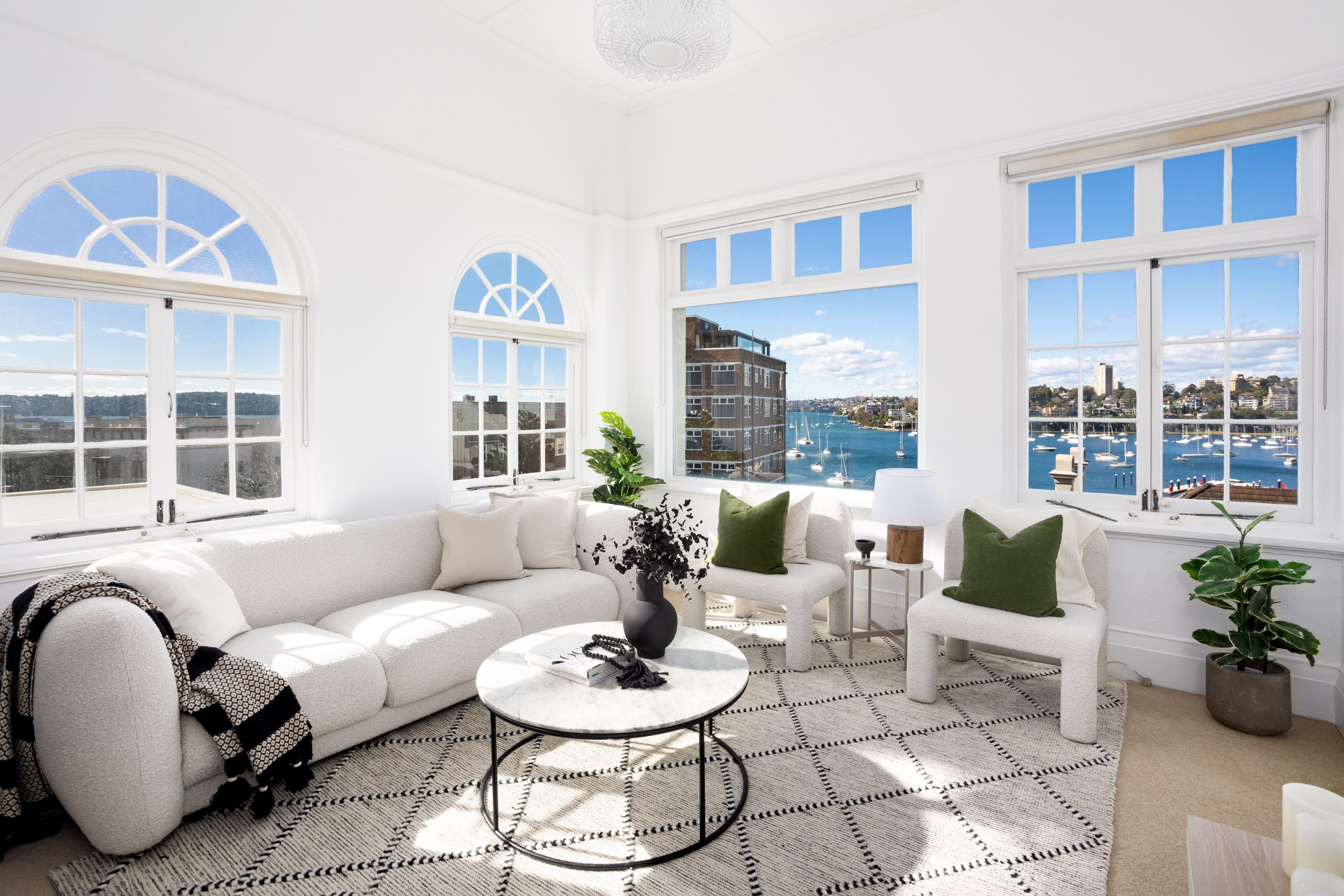 Richardson & Wrench Elizabeth Bay/Potts Point
